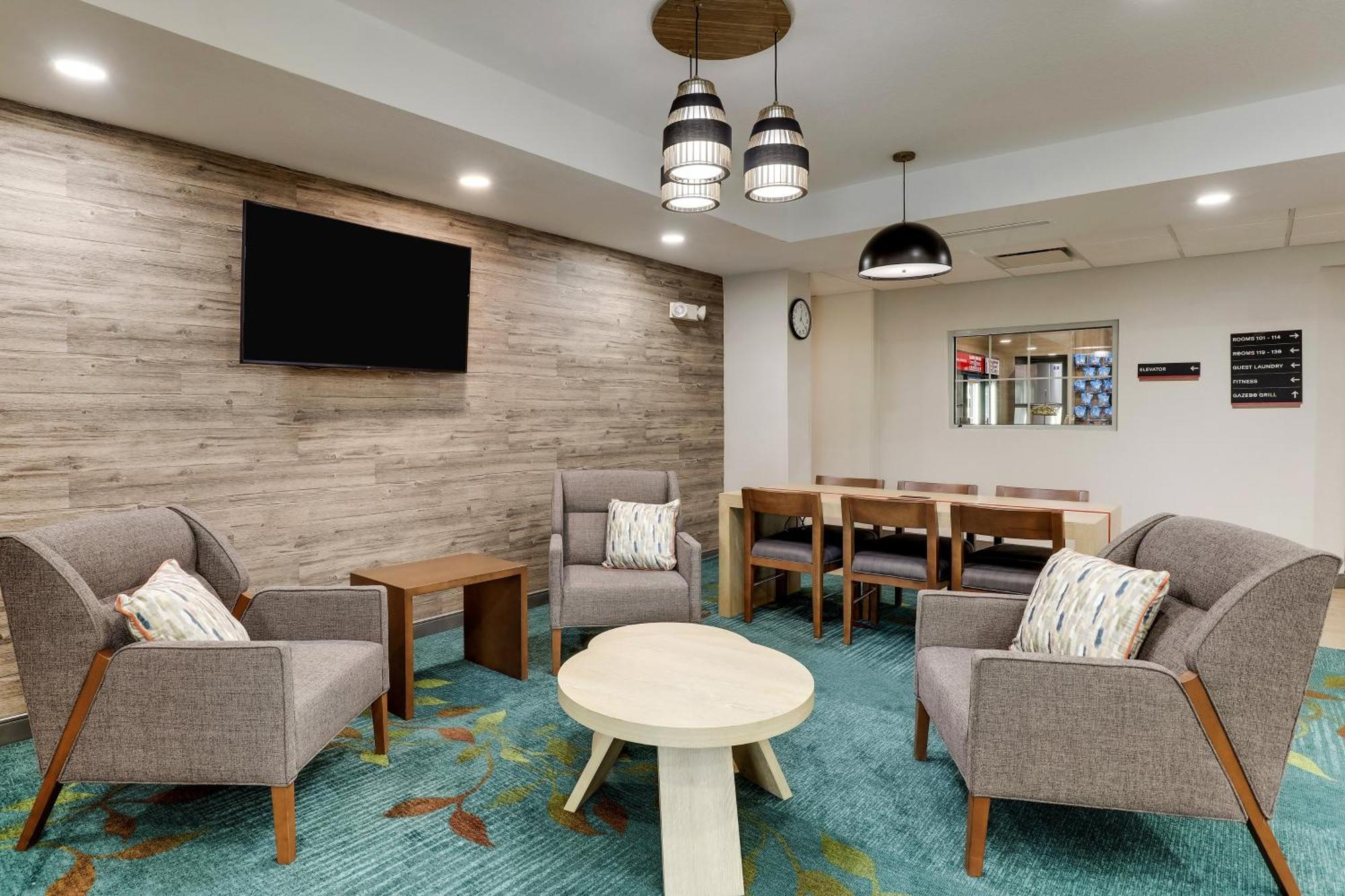 Candlewood Suites Lexington, An Ihg Hotel Экстерьер фото