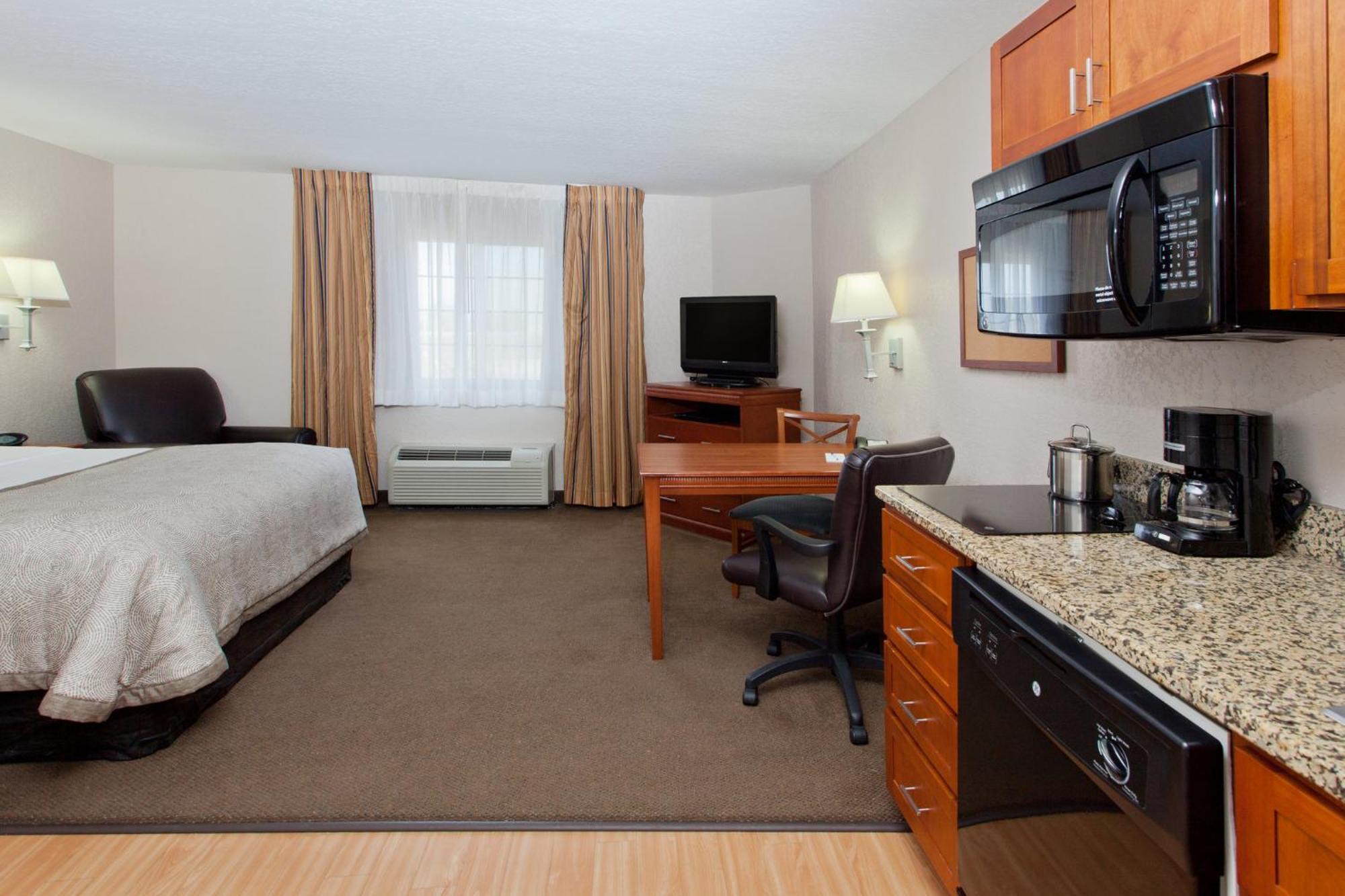 Candlewood Suites Lexington, An Ihg Hotel Экстерьер фото