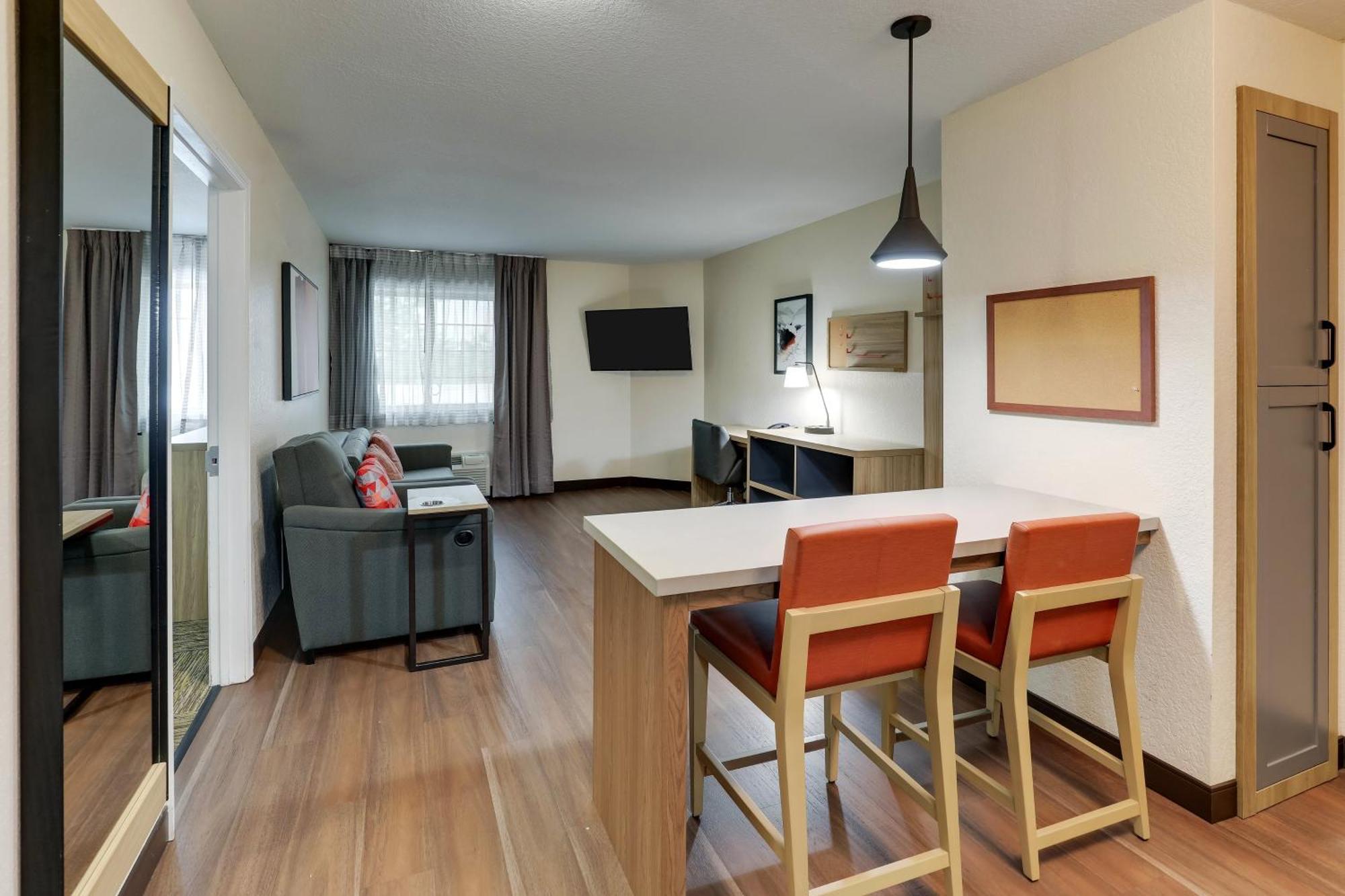 Candlewood Suites Lexington, An Ihg Hotel Экстерьер фото